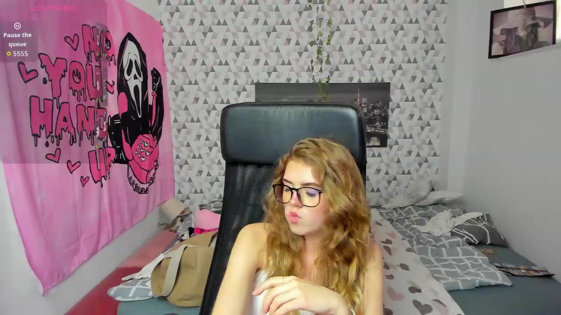 Gallery image thumbnail from Iness_lex's myfreecams stream on, 05/25/2026, 07:57 image 12 of 20