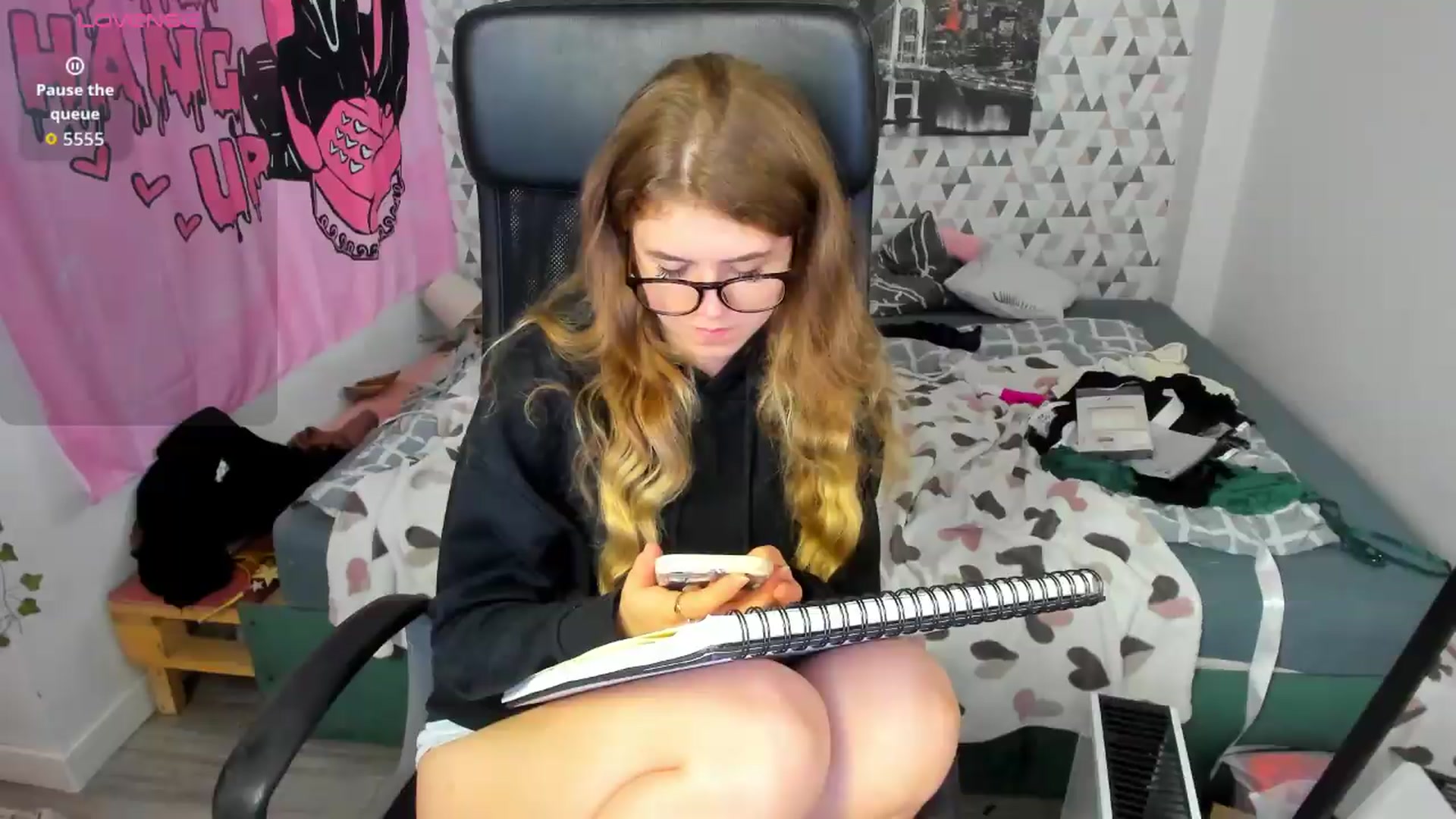Gallery image thumbnail from Iness_lex's myfreecams stream on, 06/04/2026, 07:05 image 13 of 20