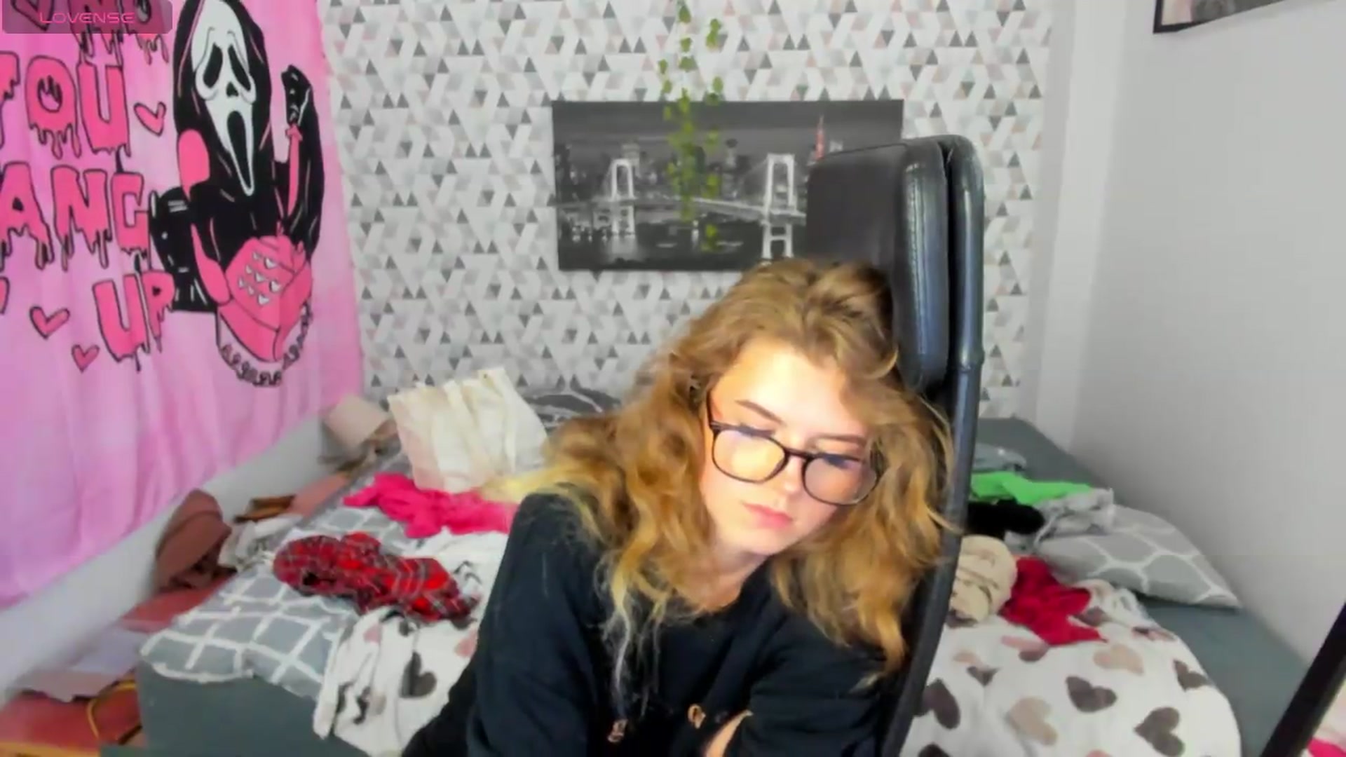 Gallery image thumbnail from Iness_lex's myfreecams stream on, 06/19/2026, 08:38 image 13 of 20