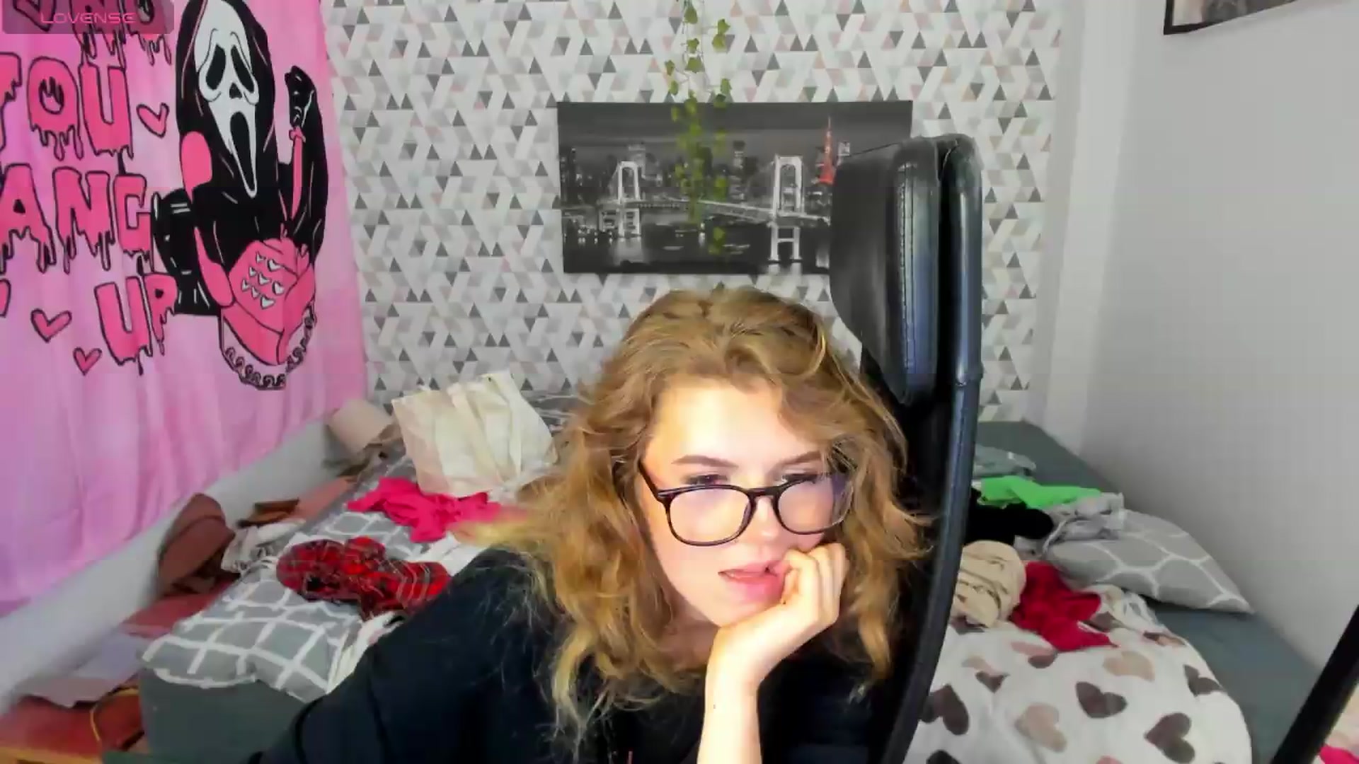Gallery image thumbnail from Iness_lex's myfreecams stream on, 06/19/2026, 08:38 image 11 of 20