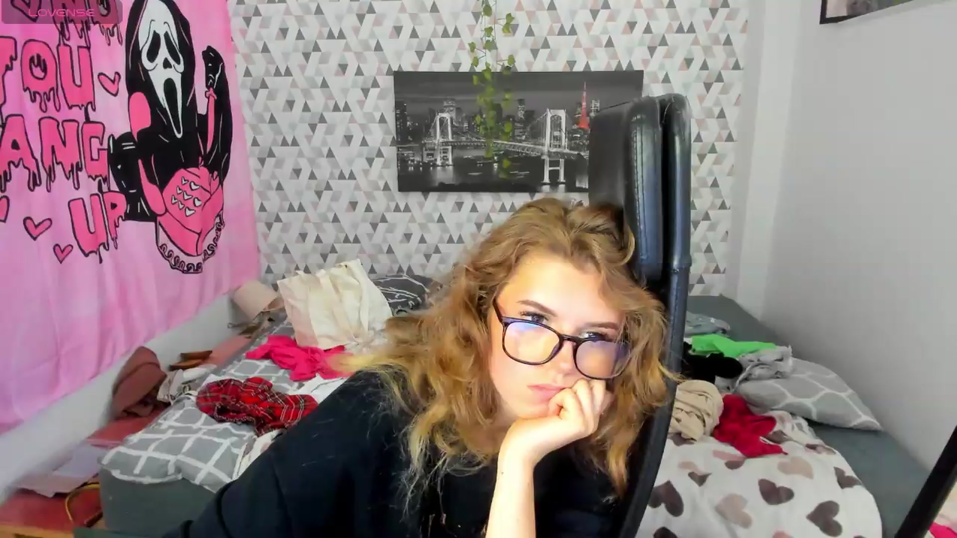 Gallery image thumbnail from Iness_lex's myfreecams stream on, 06/19/2026, 08:38 image 7 of 20