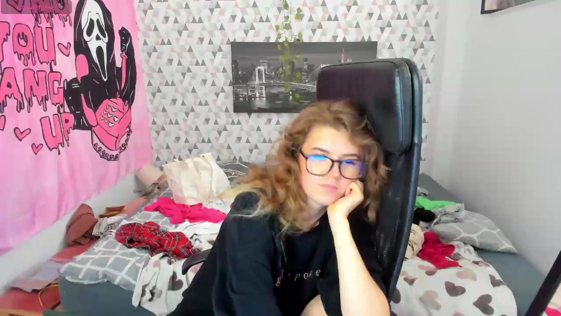 Gallery image thumbnail from Iness_lex's myfreecams stream on, 06/19/2026, 08:38 image 1 of 20