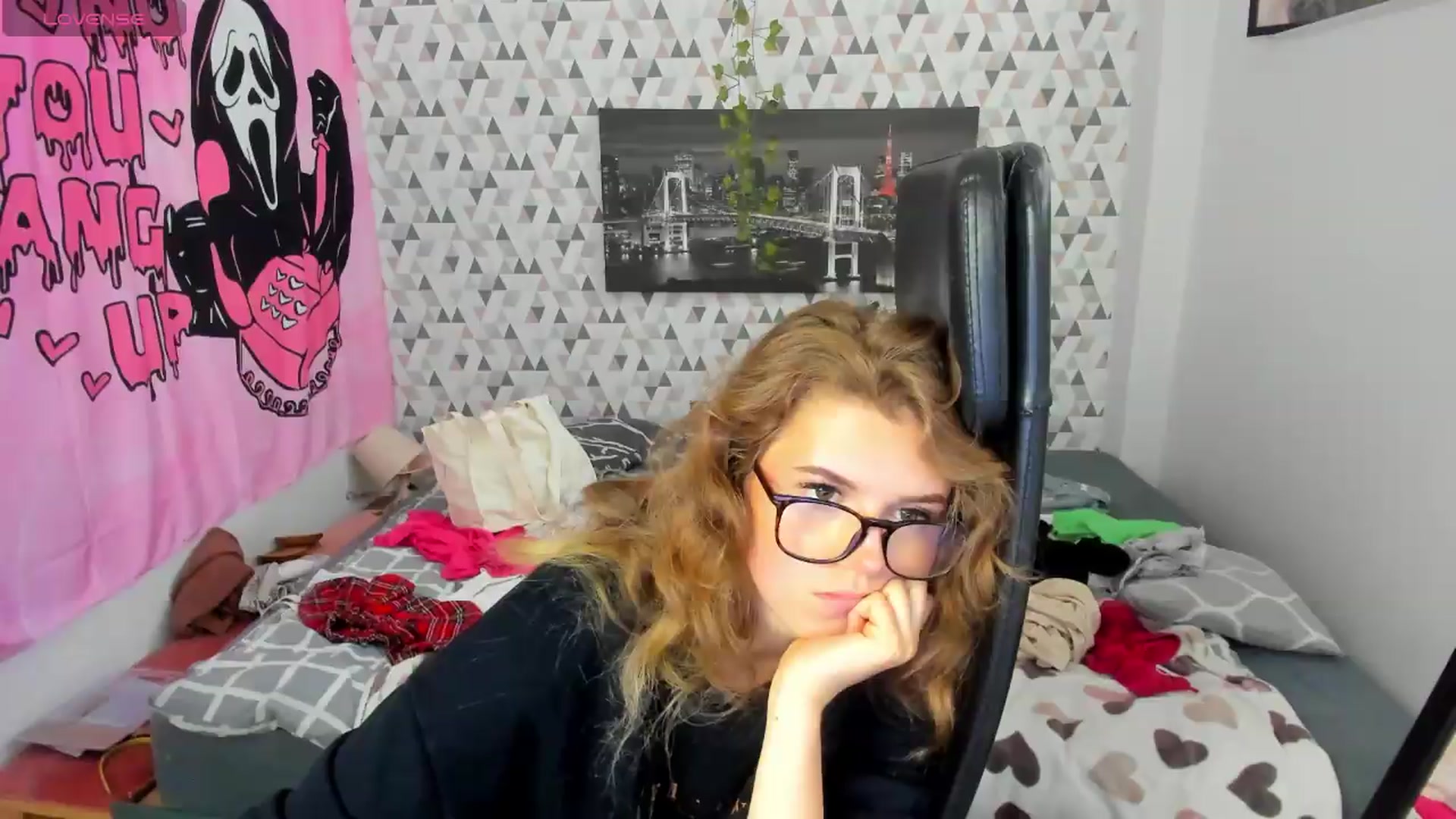 Gallery image thumbnail from Iness_lex's myfreecams stream on, 06/19/2026, 08:38 image 6 of 20