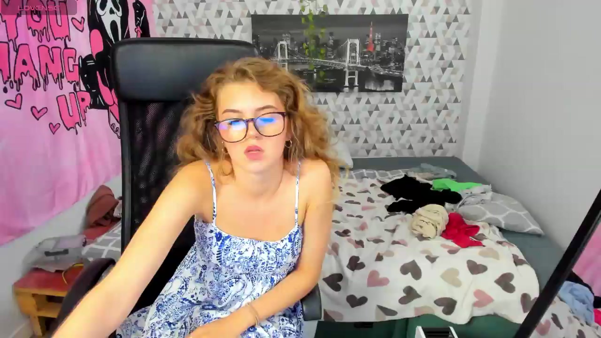 Gallery image thumbnail from Iness_lex's myfreecams stream on, 06/19/2026, 11:56 image 13 of 20