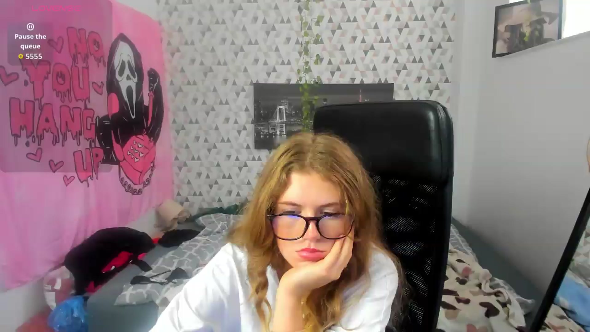 Gallery image thumbnail from Iness_lex's myfreecams stream on, 07/27/2026, 12:41 image 7 of 20