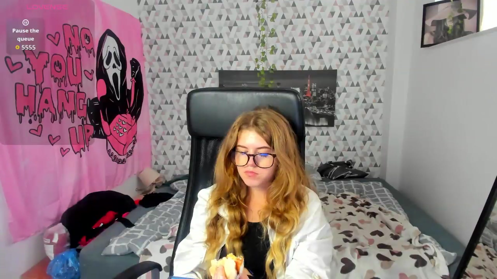 Gallery image thumbnail from Iness_lex's myfreecams stream on, 07/28/2026, 07:43 image 12 of 20