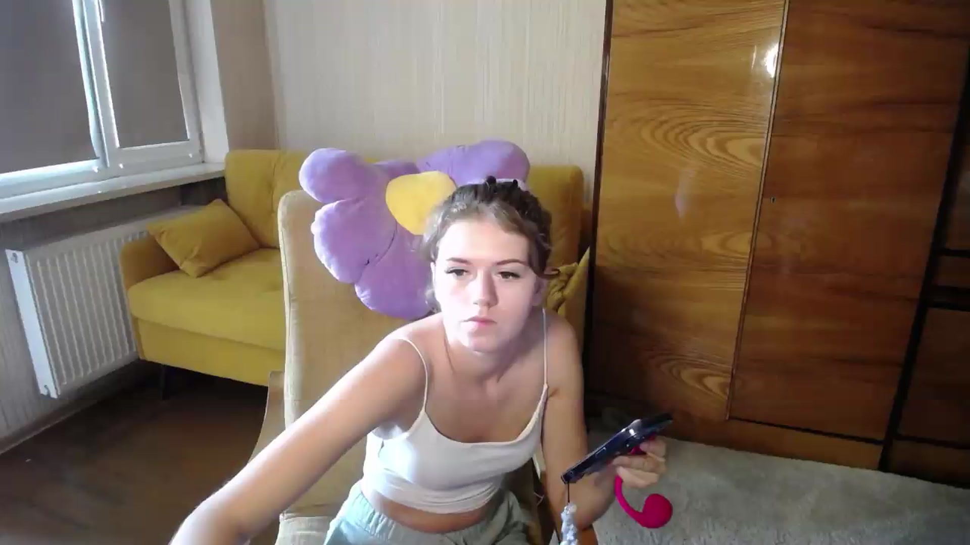 Gallery image thumbnail from Iness_lex's myfreecams stream on, 08/04/2026, 07:30 image 4 of 20
