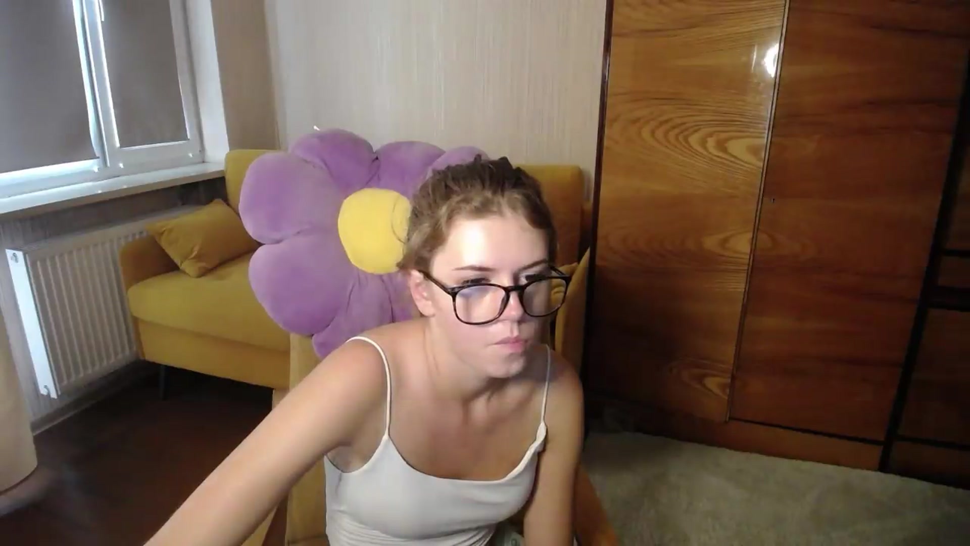 Gallery image thumbnail from Iness_lex's myfreecams stream on, 08/04/2026, 07:59 image 19 of 20