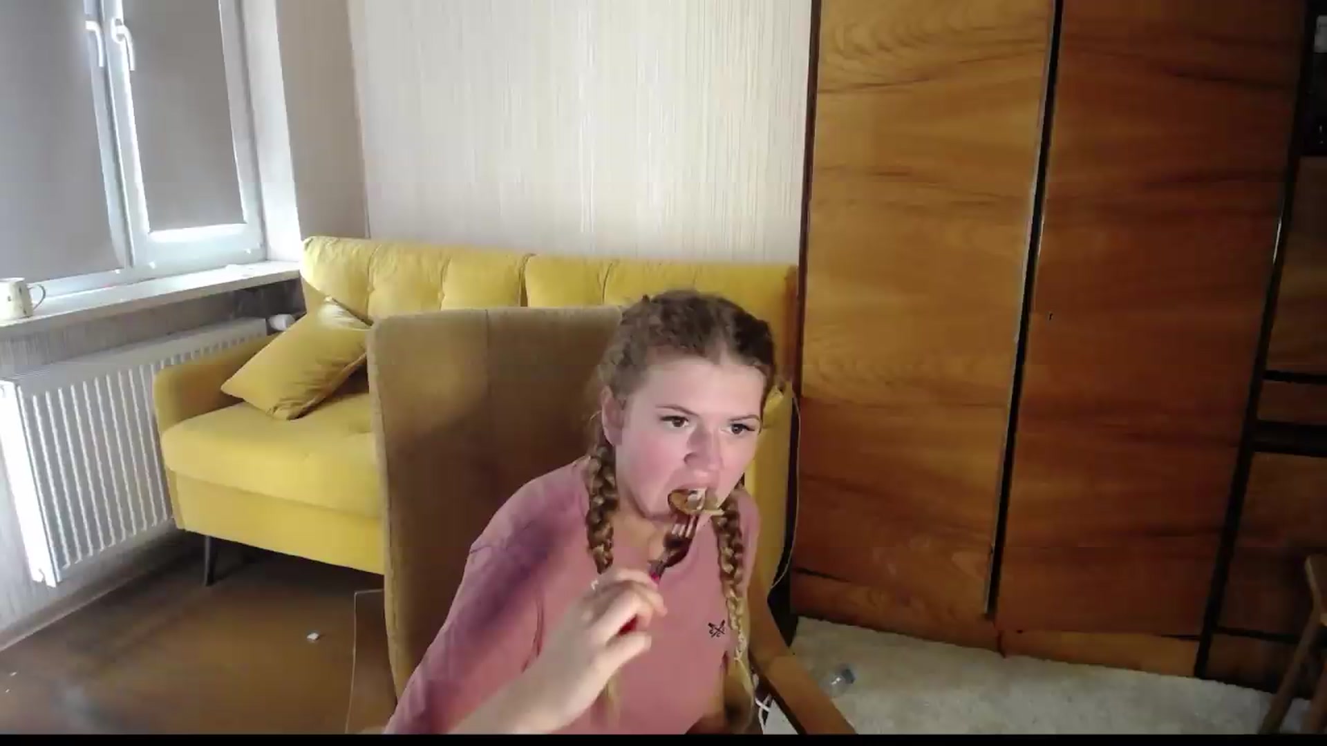 Gallery image thumbnail from Iness_lex's myfreecams stream on, 08/06/2026, 10:27 image 1 of 20