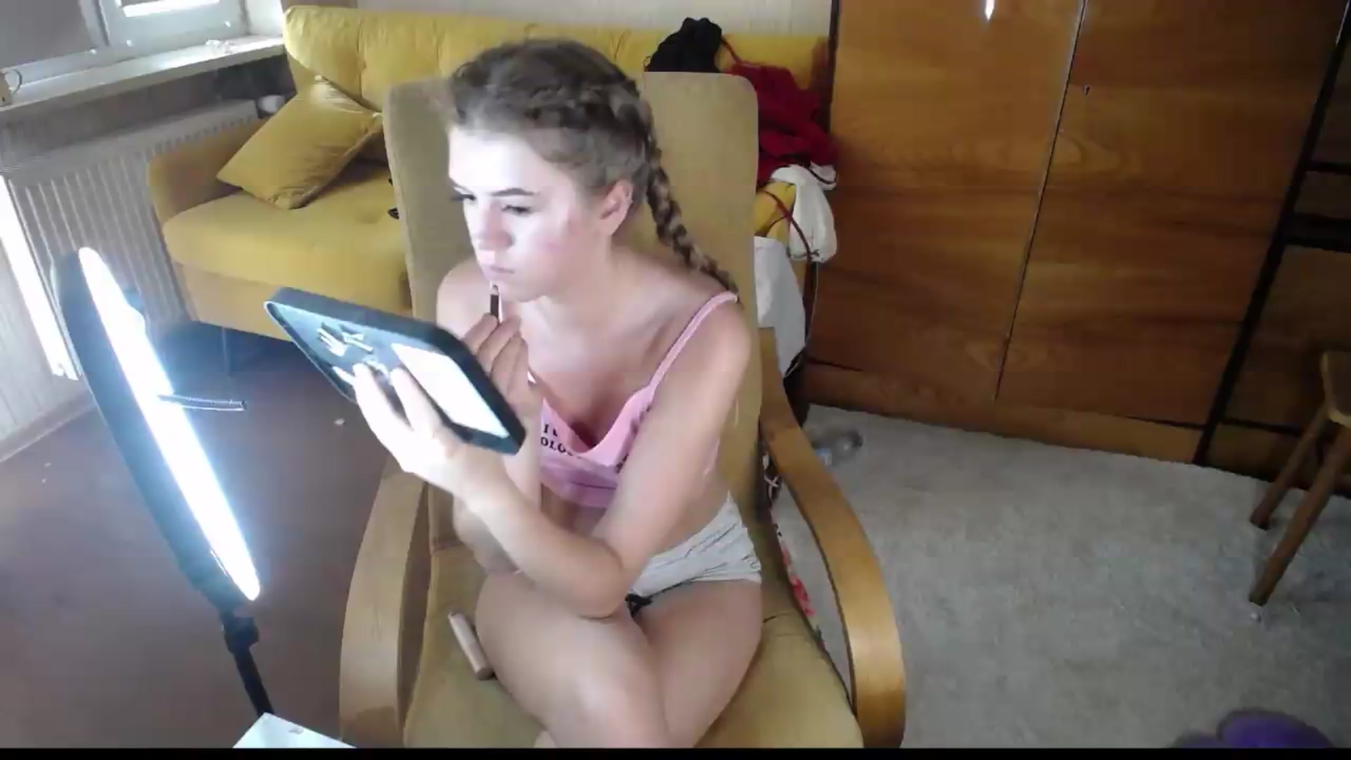 Gallery image thumbnail from Iness_lex's myfreecams stream on, 08/06/2026, 11:59 image 8 of 20