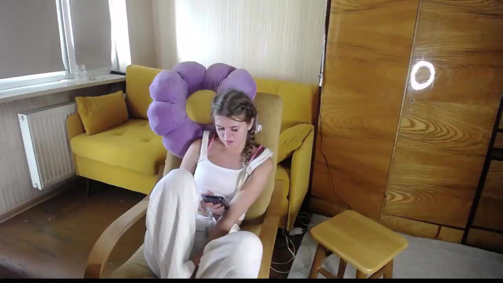 Gallery image thumbnail from Iness_lex's myfreecams stream on, 08/10/2026, 07:33 image 13 of 20