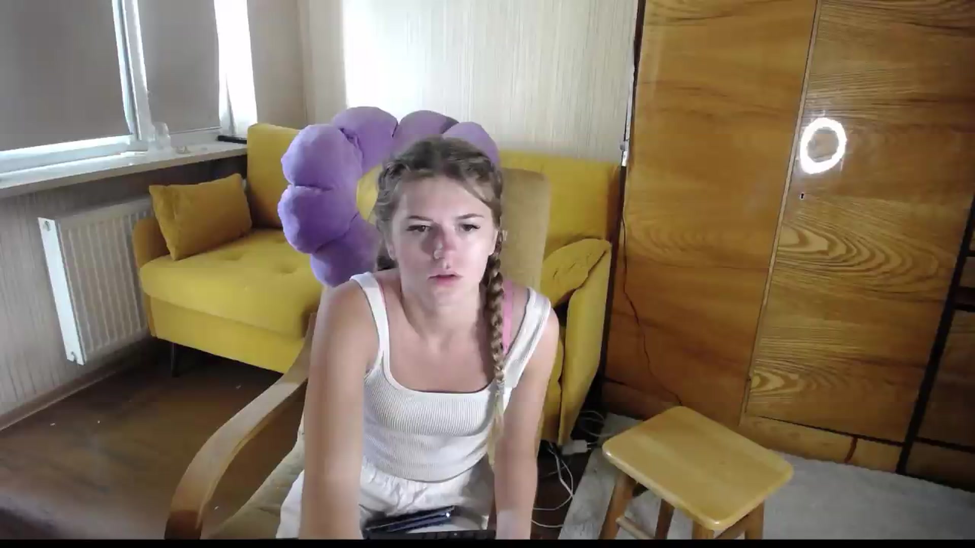 Gallery image thumbnail from Iness_lex's myfreecams stream on, 08/10/2026, 07:33 image 12 of 20