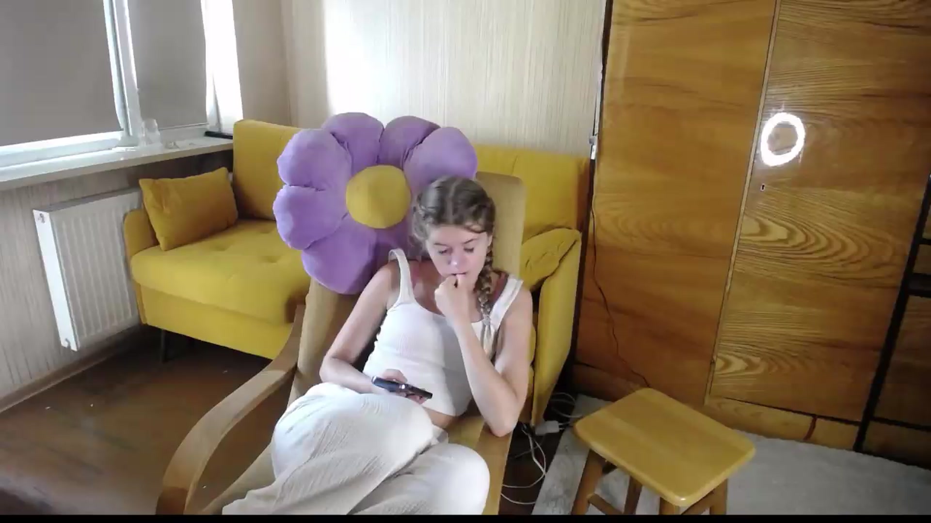 Gallery image thumbnail from Iness_lex's myfreecams stream on, 08/10/2026, 07:33 image 18 of 20