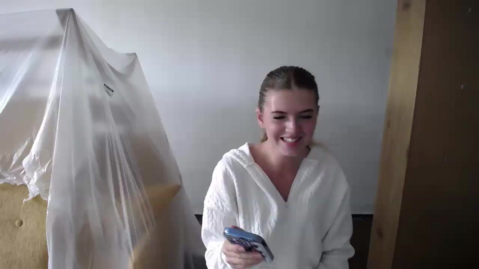 Gallery image thumbnail from Iness_lex's myfreecams stream on, 08/19/2026, 10:02 image 19 of 20