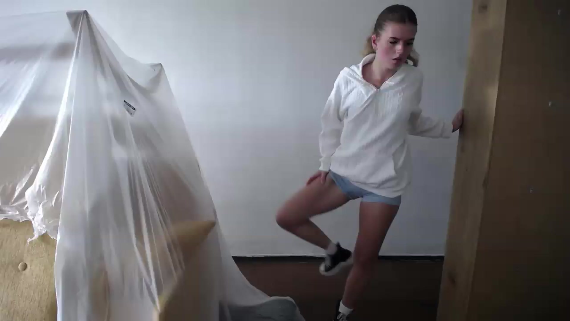 Gallery image thumbnail from Iness_lex's myfreecams stream on, 08/19/2026, 10:02 image 7 of 20
