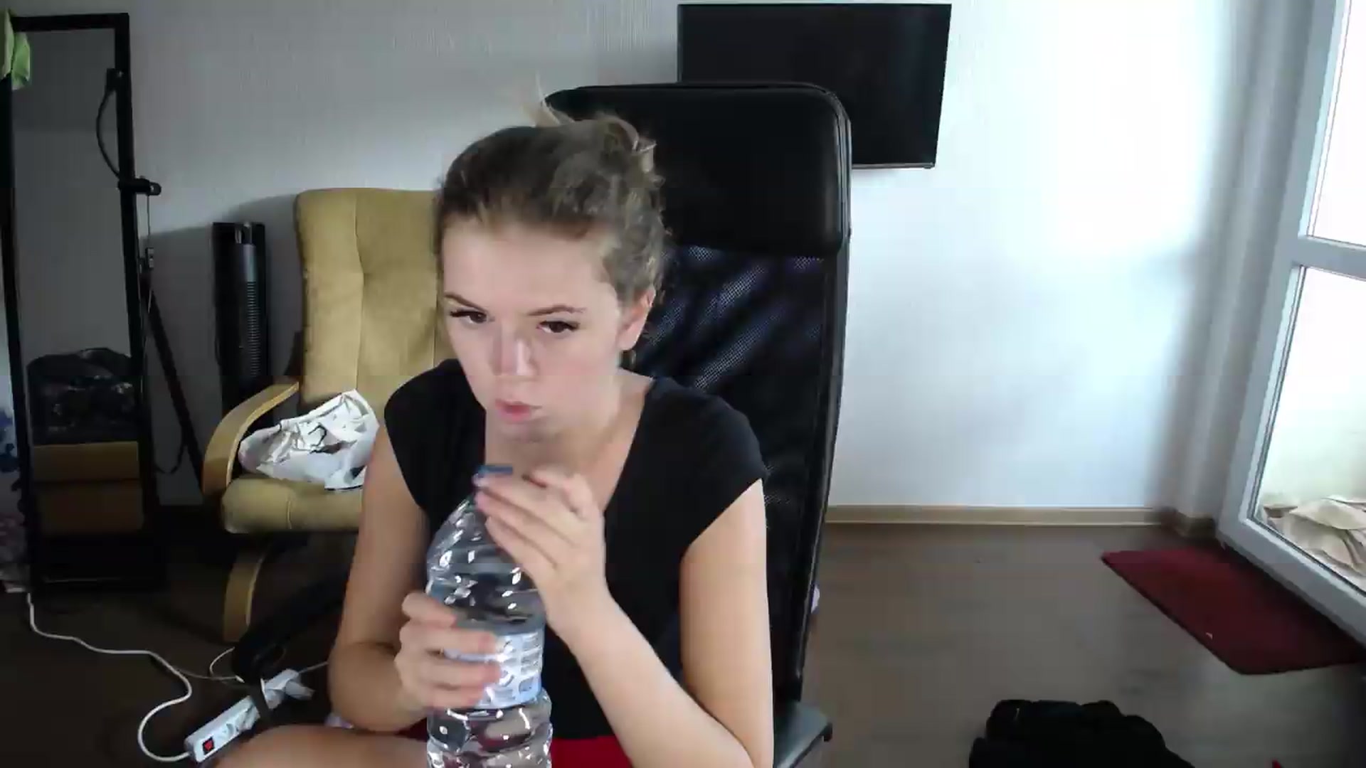 Gallery image thumbnail from Iness_lex's myfreecams stream on, 08/26/2026, 10:10 image 13 of 20