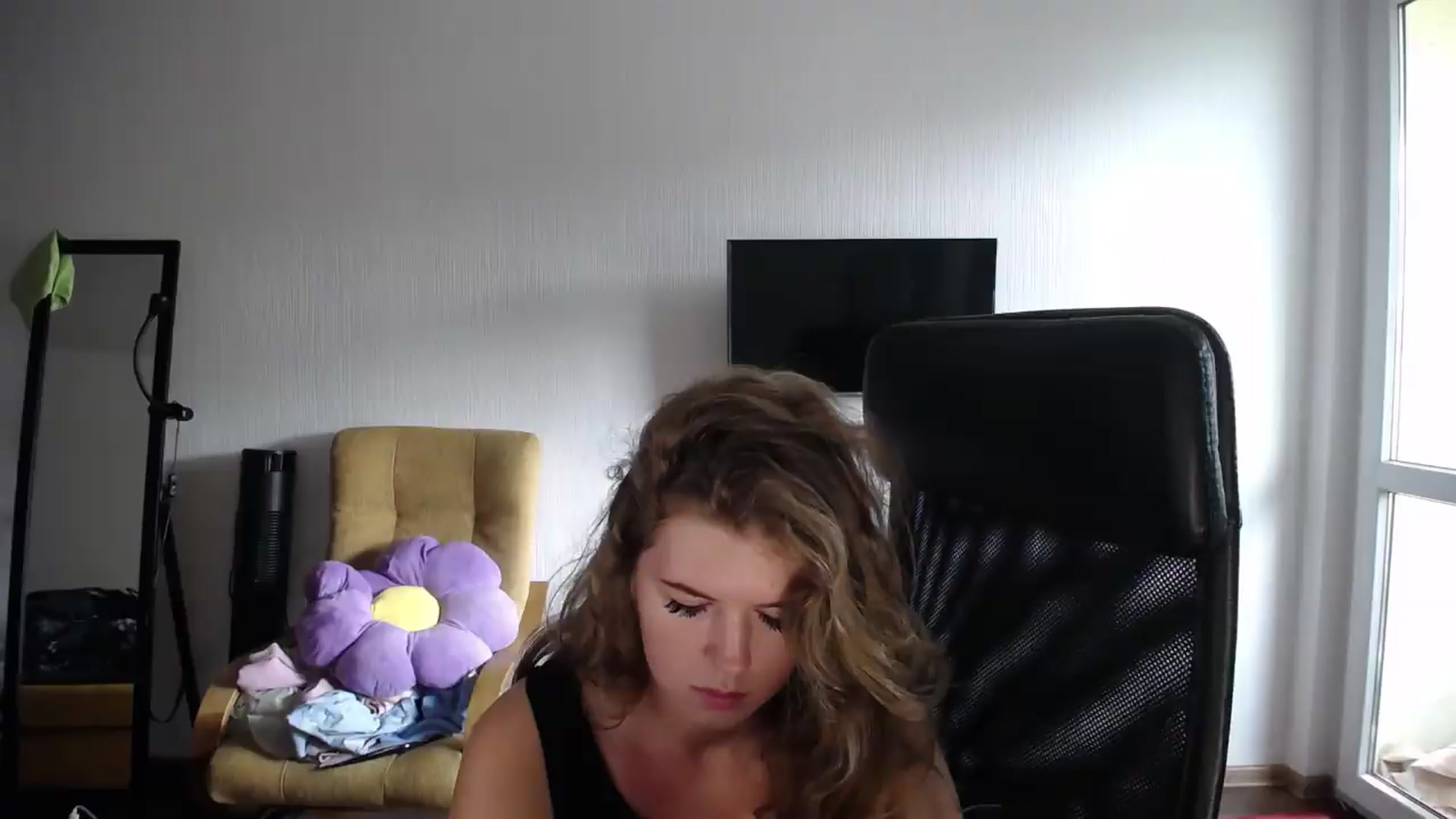 Gallery image thumbnail from Iness_lex's myfreecams stream on, 08/26/2026, 10:44 image 14 of 20
