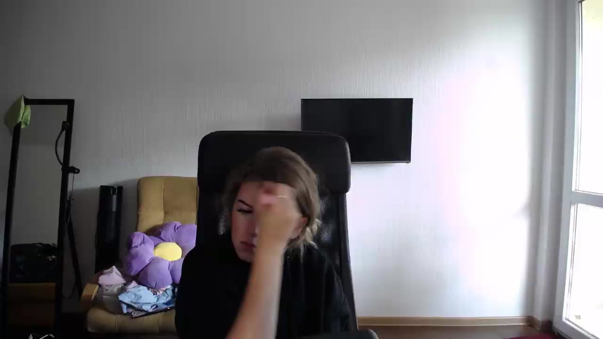 Gallery image thumbnail from Iness_lex's myfreecams stream on, 08/26/2026, 18:01 image 19 of 20