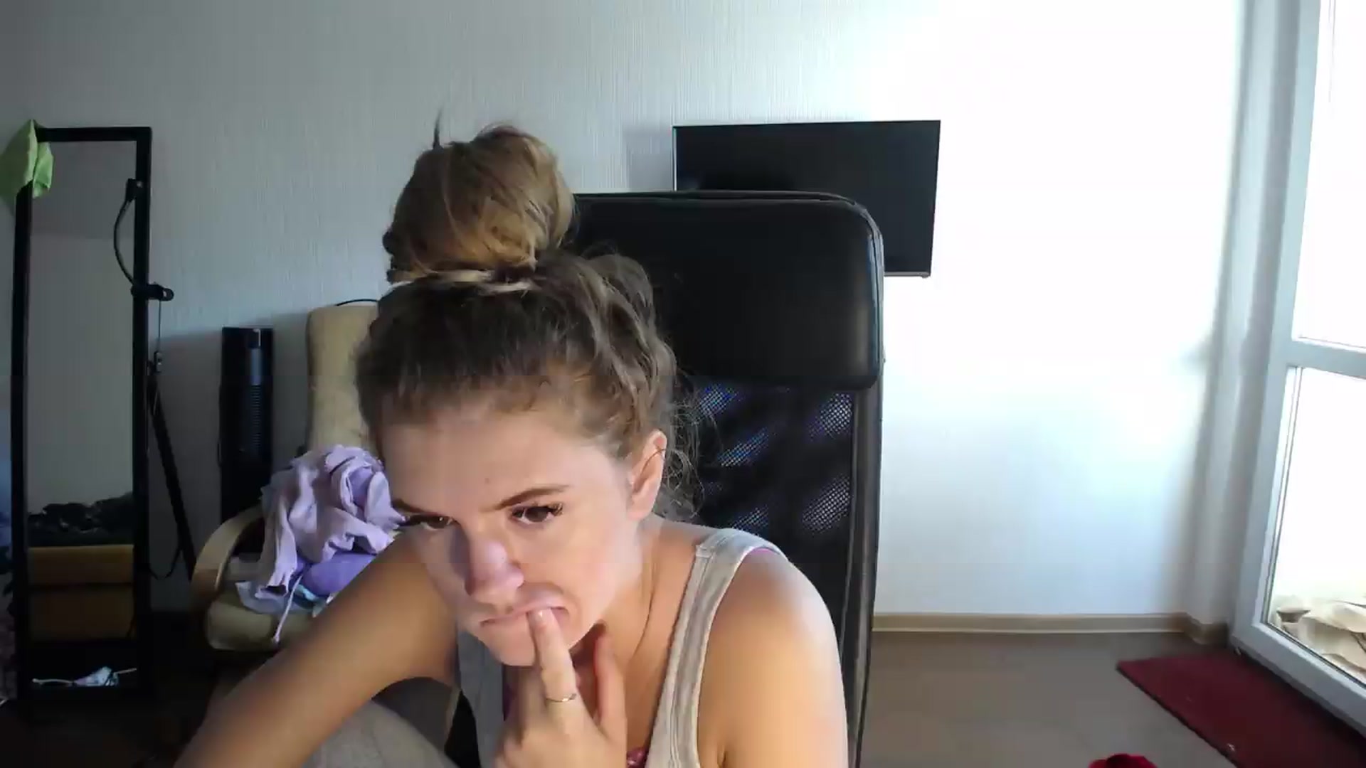 Gallery image thumbnail from Iness_lex's myfreecams stream on, 08/27/2026, 08:08 image 12 of 20