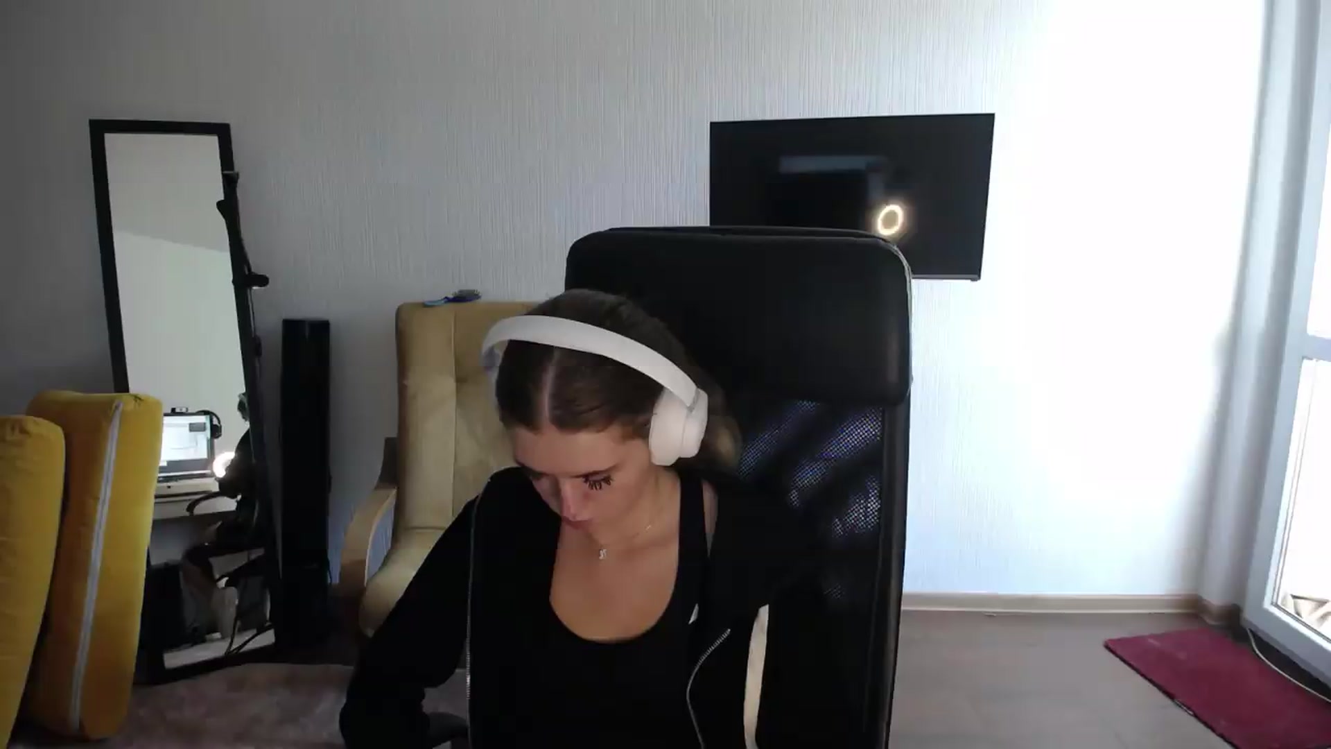 Gallery image thumbnail from Iness_lex's myfreecams stream on, 09/01/2026, 08:02 image 20 of 20