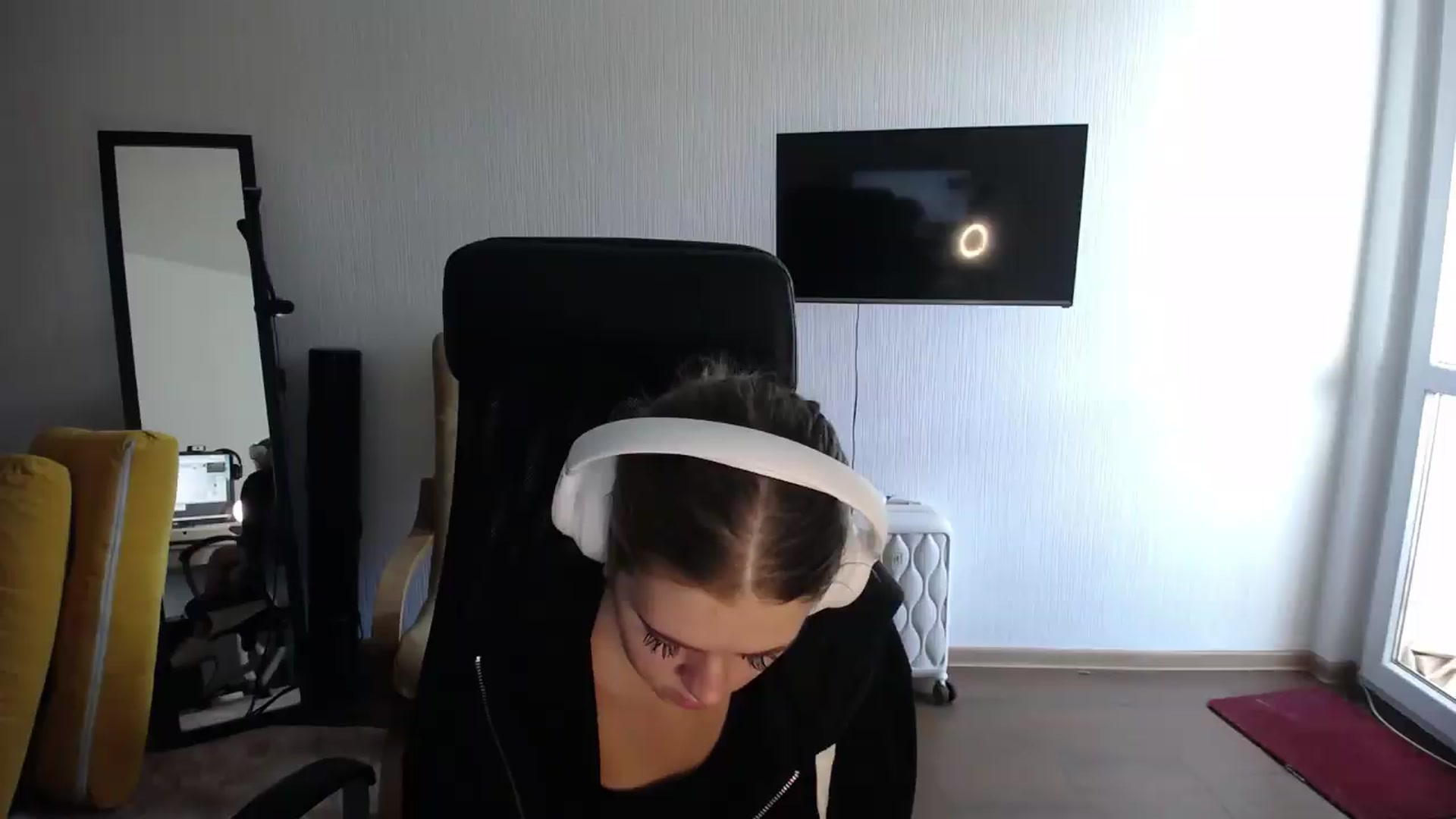 Gallery image thumbnail from Iness_lex's myfreecams stream on, 09/01/2026, 08:02 image 12 of 20