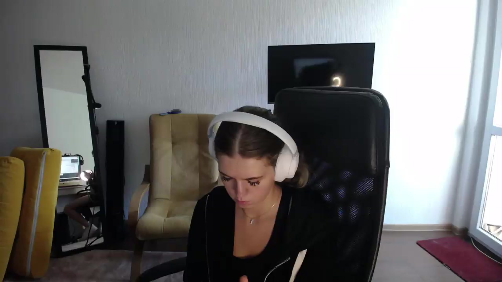 Gallery image thumbnail from Iness_lex's myfreecams stream on, 09/01/2026, 08:02 image 17 of 20
