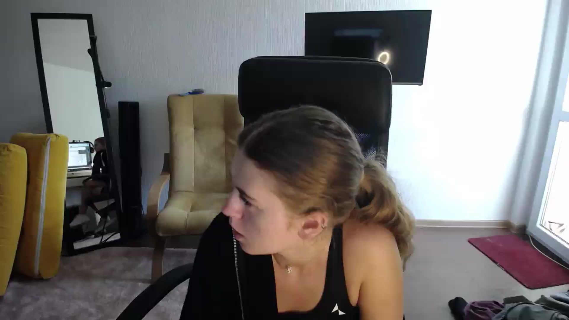 Gallery image thumbnail from Iness_lex's myfreecams stream on, 09/01/2026, 08:40 image 12 of 20