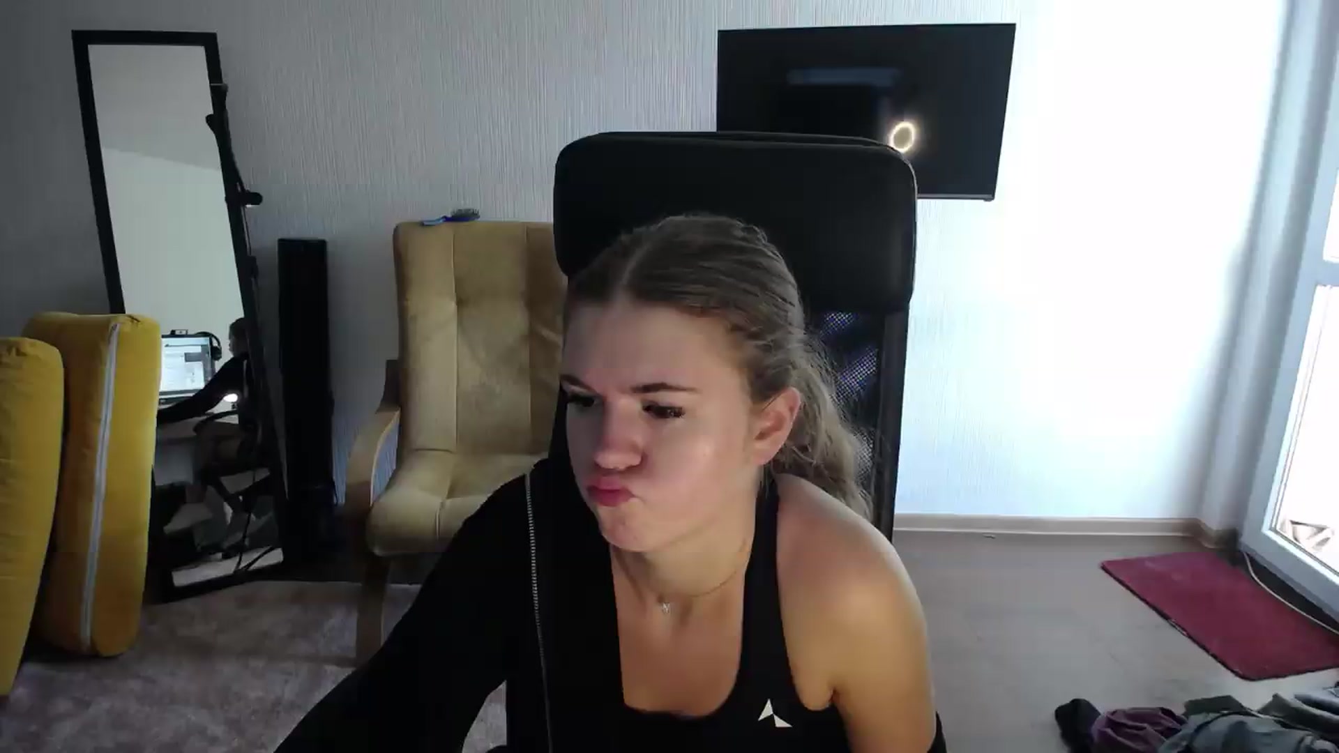 Gallery image thumbnail from Iness_lex's myfreecams stream on, 09/01/2026, 08:40 image 16 of 20