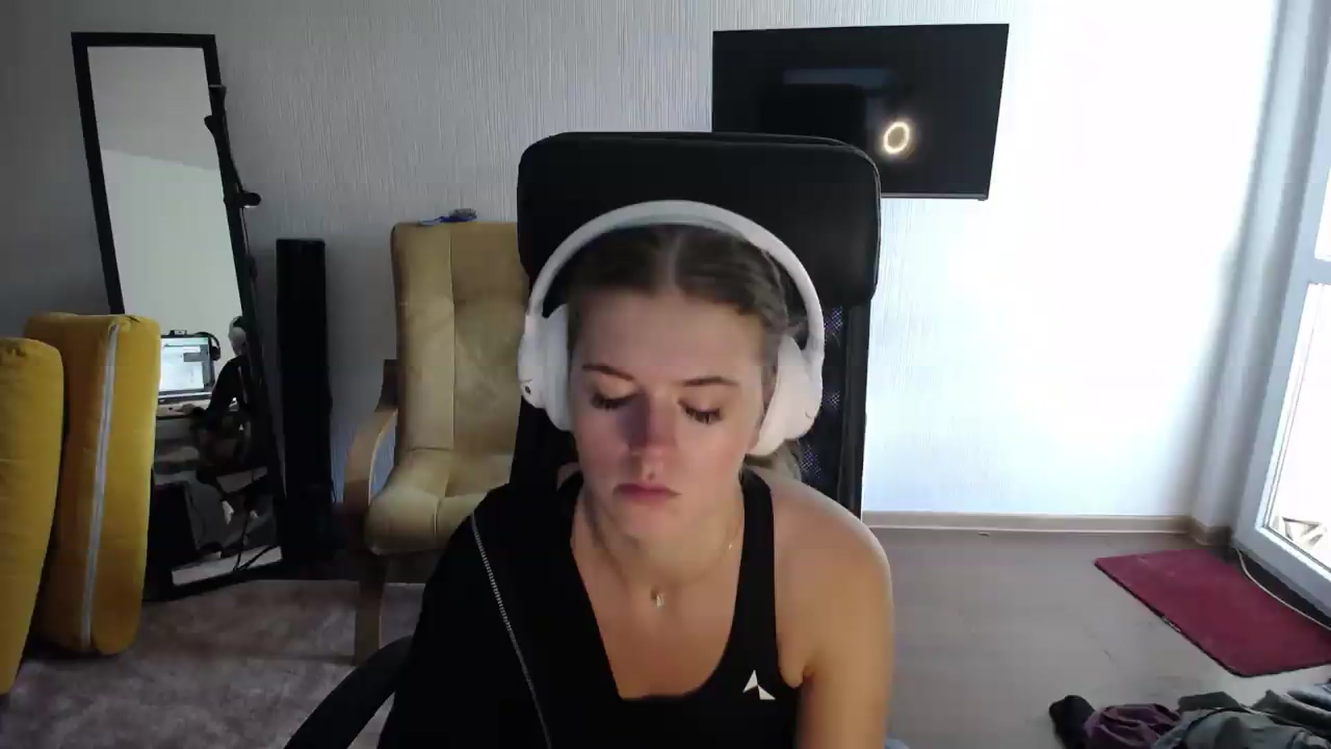 Gallery image thumbnail from Iness_lex's myfreecams stream on, 09/01/2026, 08:40 image 17 of 20
