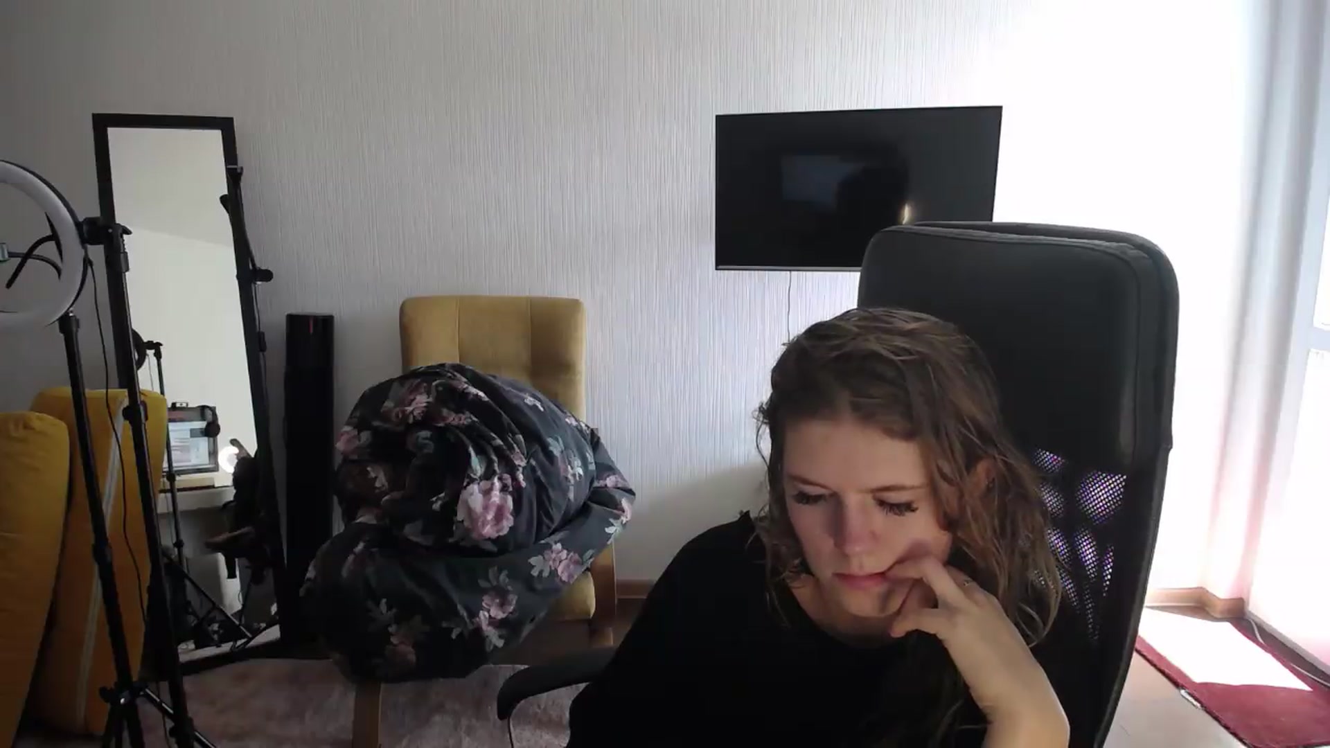 Gallery image thumbnail from Iness_lex's myfreecams stream on, 09/01/2026, 11:55 image 15 of 20