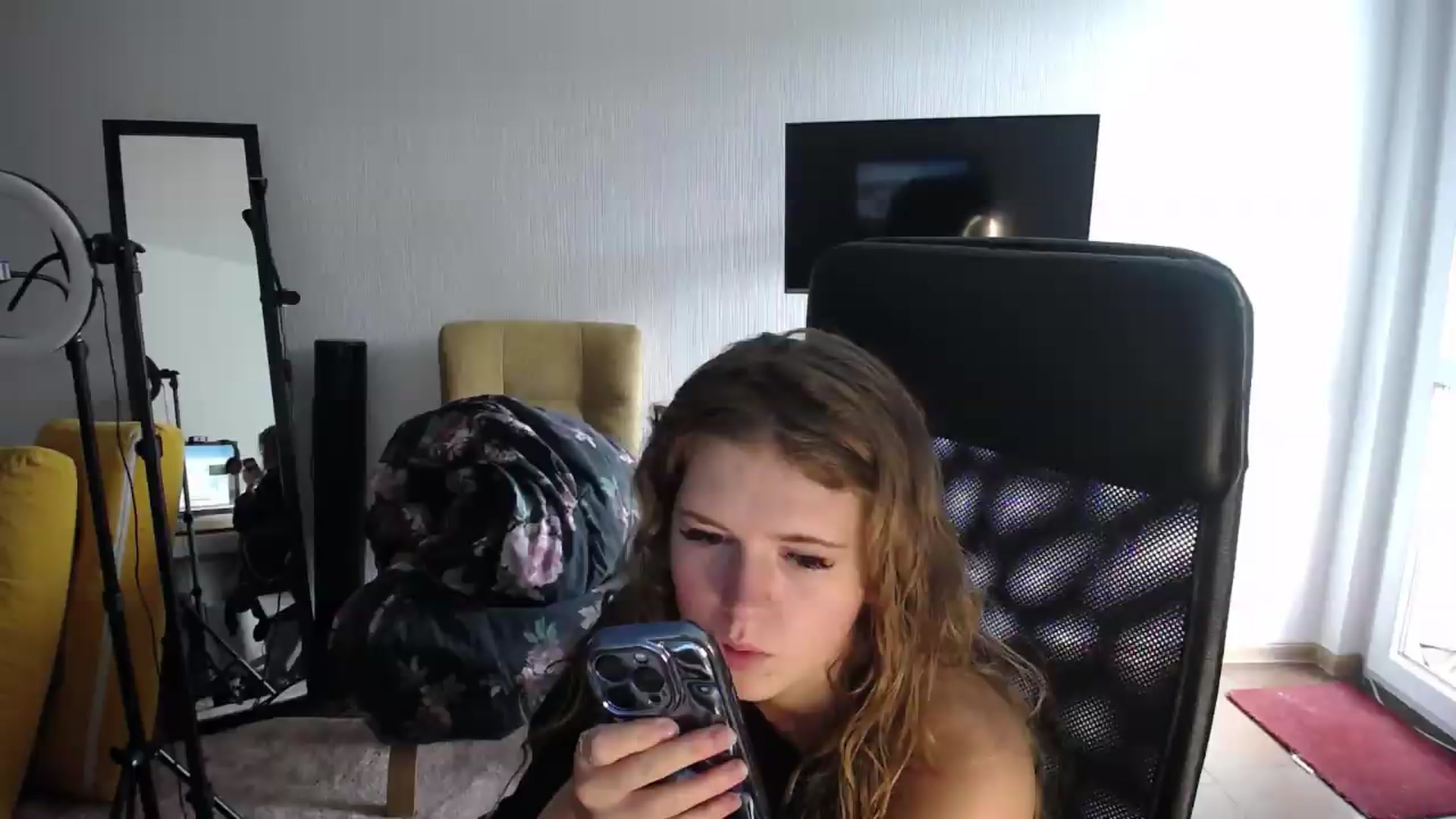 Gallery image thumbnail from Iness_lex's myfreecams stream on, 09/01/2026, 13:04 image 10 of 20