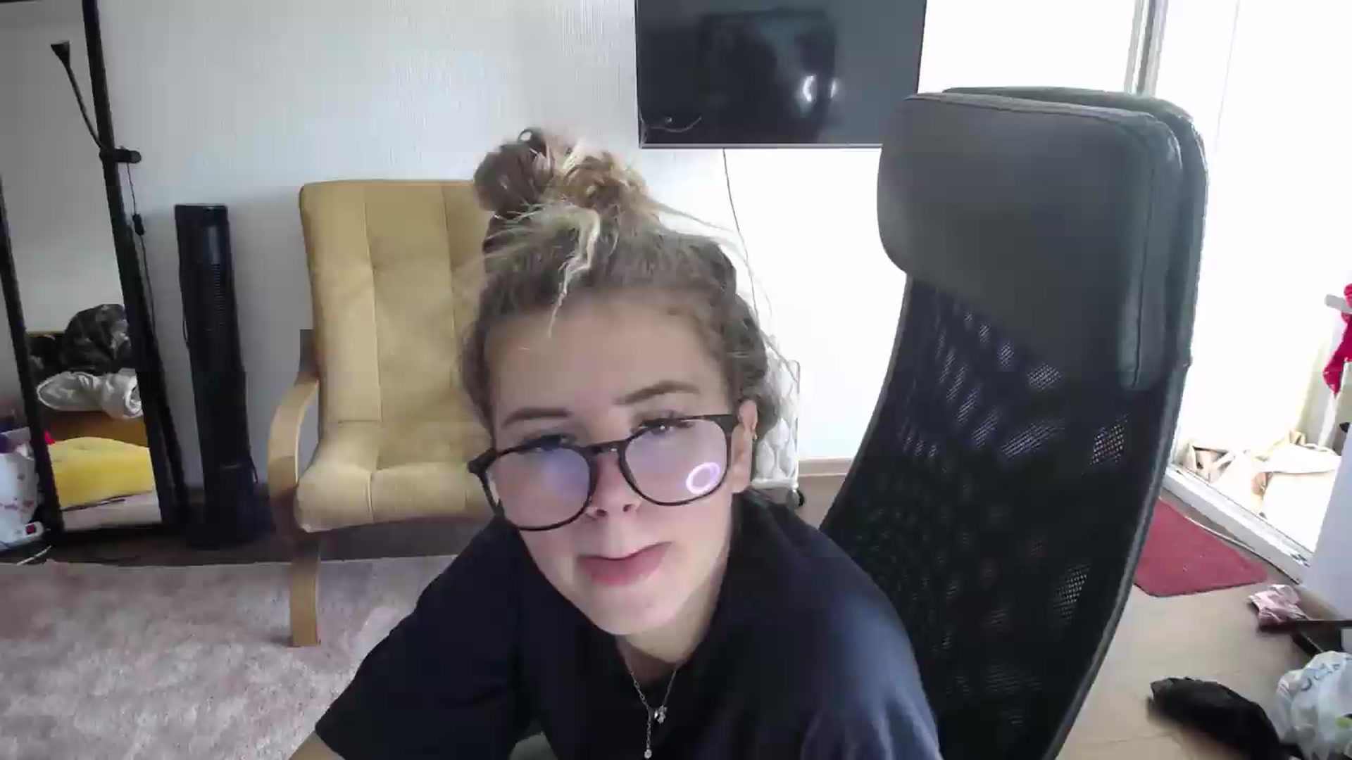 Gallery image thumbnail from Iness_lex's myfreecams stream on, 09/03/2026, 08:09 image 11 of 20