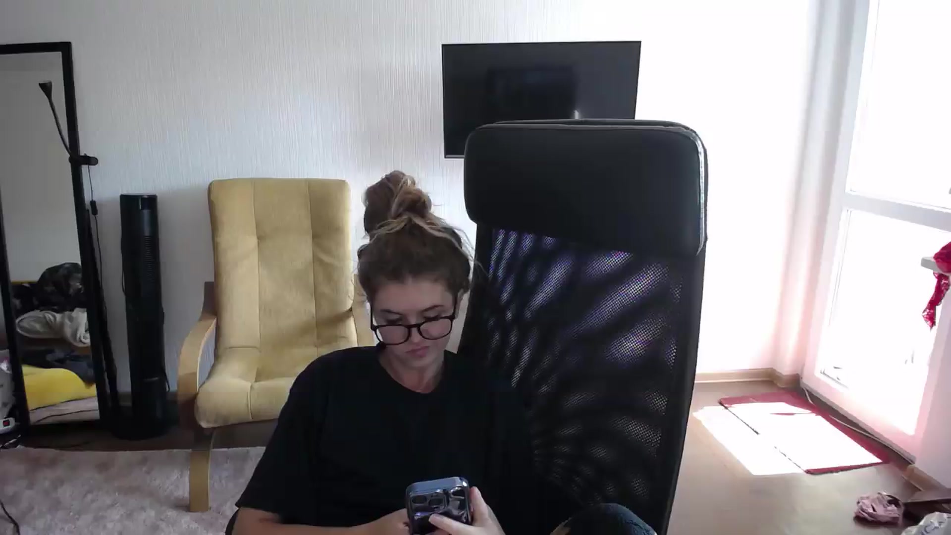 Gallery image thumbnail from Iness_lex's myfreecams stream on, 09/03/2026, 10:28 image 19 of 20