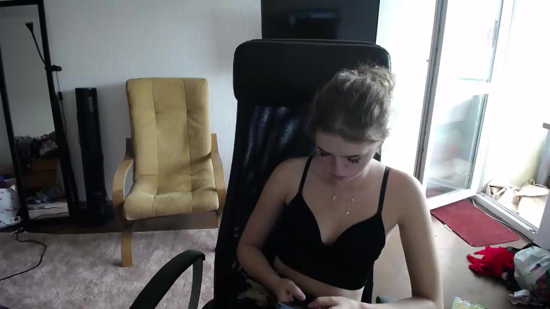 Gallery image thumbnail from Iness_lex's myfreecams stream on, 09/04/2026, 08:25 image 1 of 20