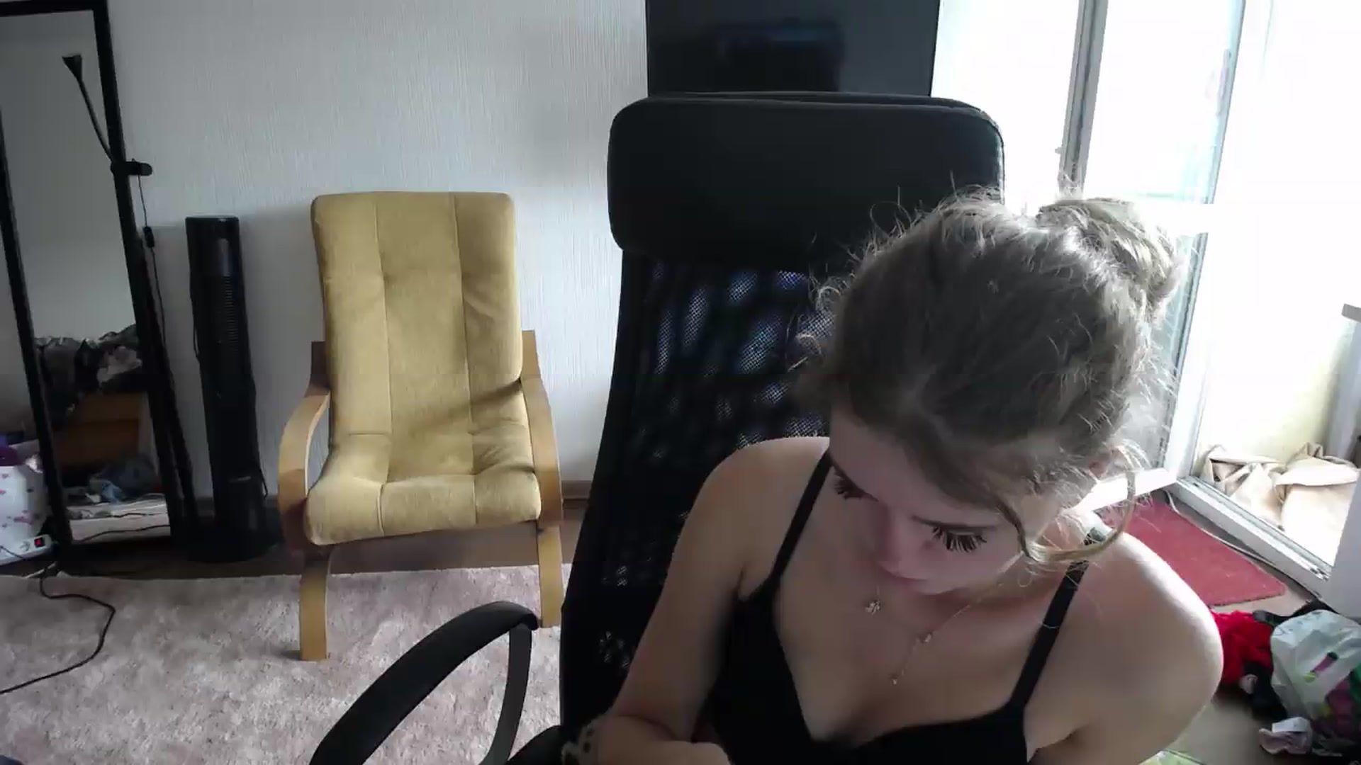 Gallery image thumbnail from Iness_lex's myfreecams stream on, 09/04/2026, 08:25 image 20 of 20