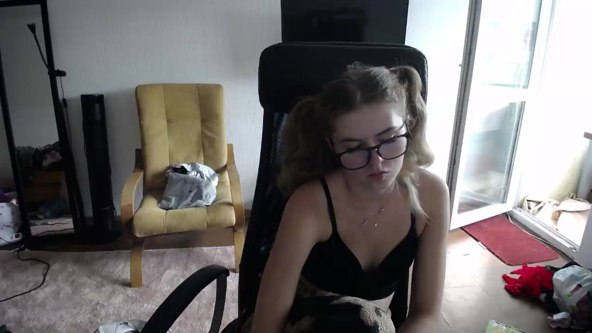 Gallery image thumbnail from Iness_lex's myfreecams stream on, 09/04/2026, 09:54 image 9 of 20