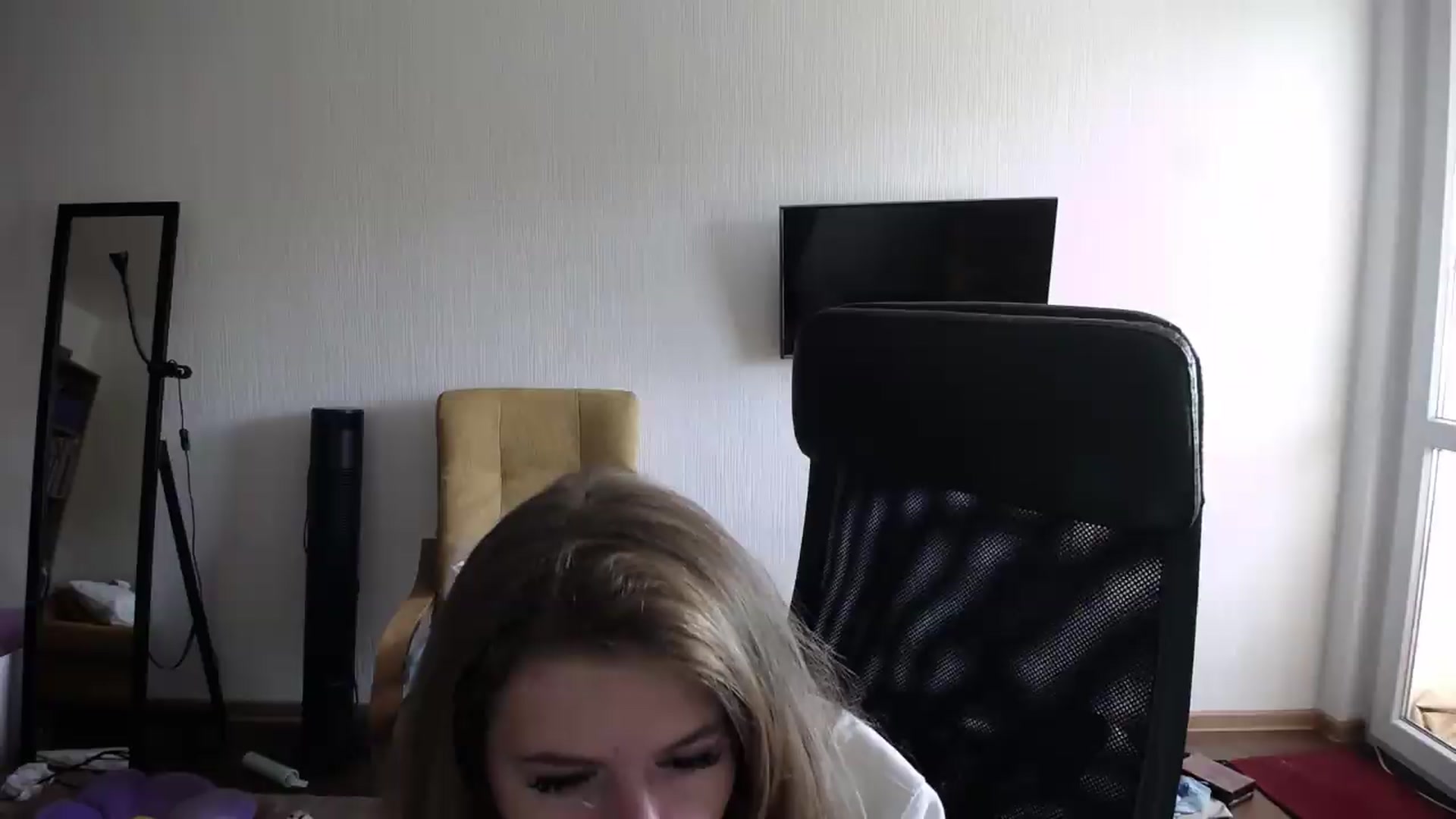 Gallery image thumbnail from Iness_lex's myfreecams stream on, 09/07/2026, 09:19 image 11 of 20