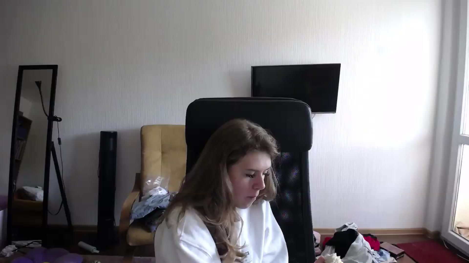 Gallery image thumbnail from Iness_lex's myfreecams stream on, 09/07/2026, 09:19 image 7 of 20