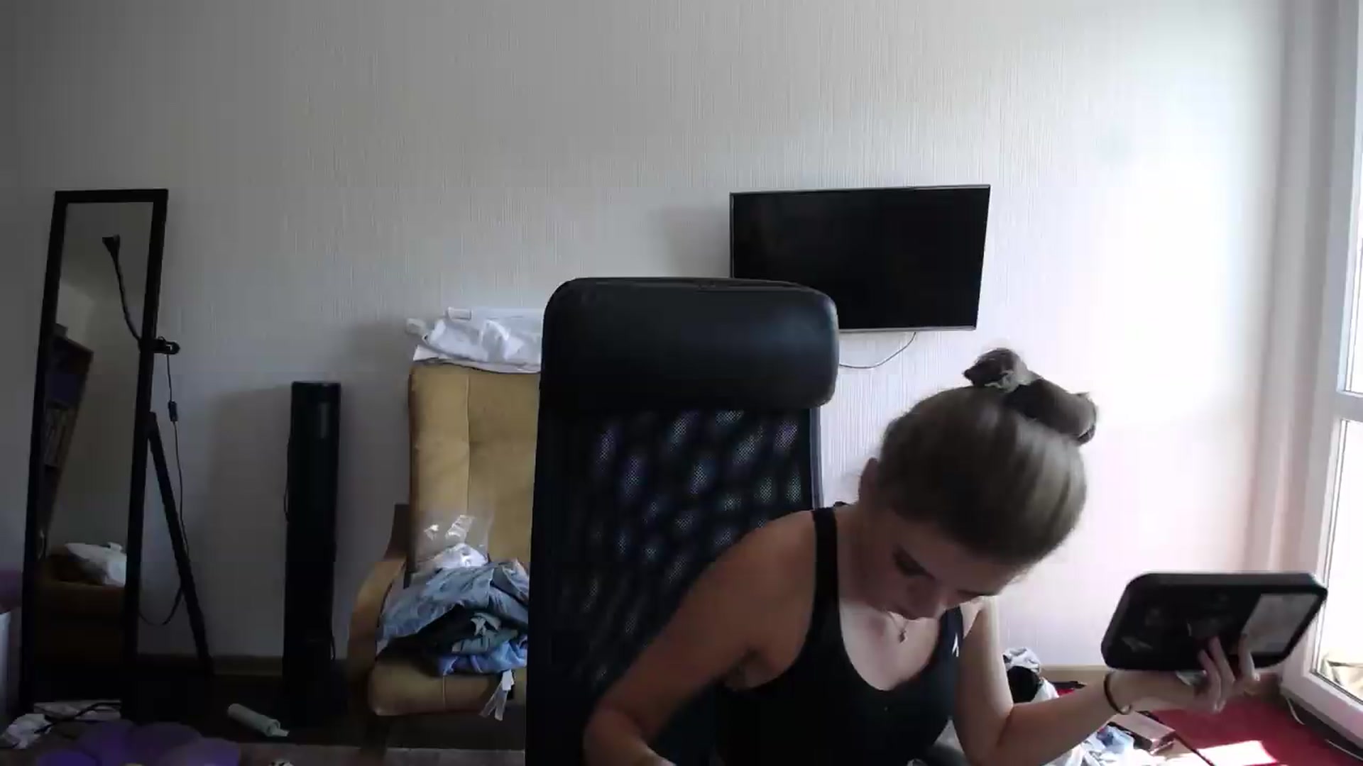 Gallery image thumbnail from Iness_lex's myfreecams stream on, 09/07/2026, 10:29 image 11 of 20