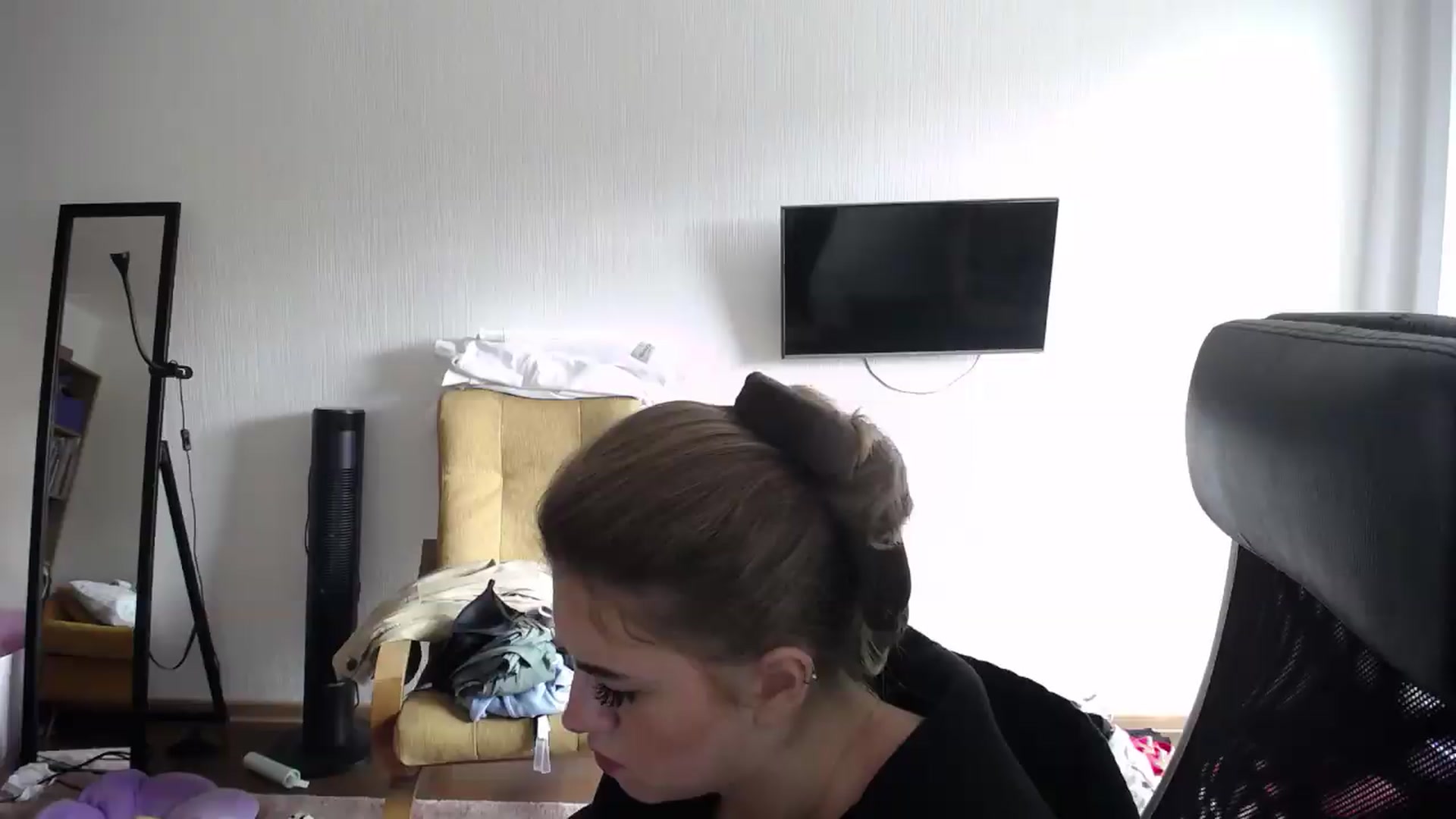 Gallery image thumbnail from Iness_lex's myfreecams stream on, 09/07/2026, 11:02 image 6 of 20