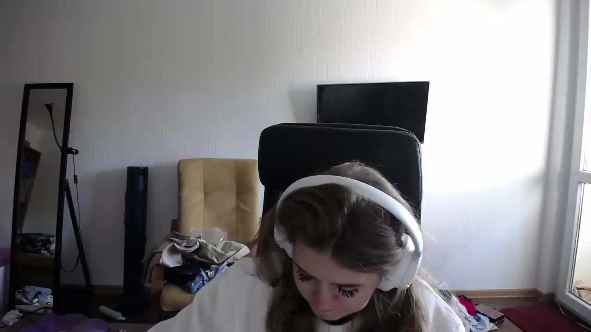 Gallery image thumbnail from Iness_lex's myfreecams stream on, 09/08/2026, 08:05 image 1 of 20