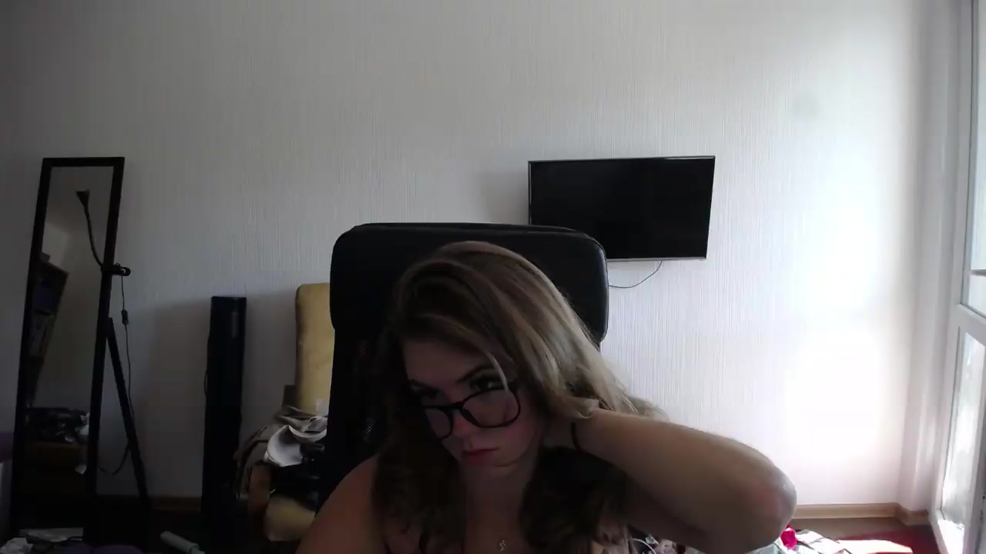 Gallery image thumbnail from Iness_lex's myfreecams stream on, 09/08/2026, 10:34 image 12 of 20