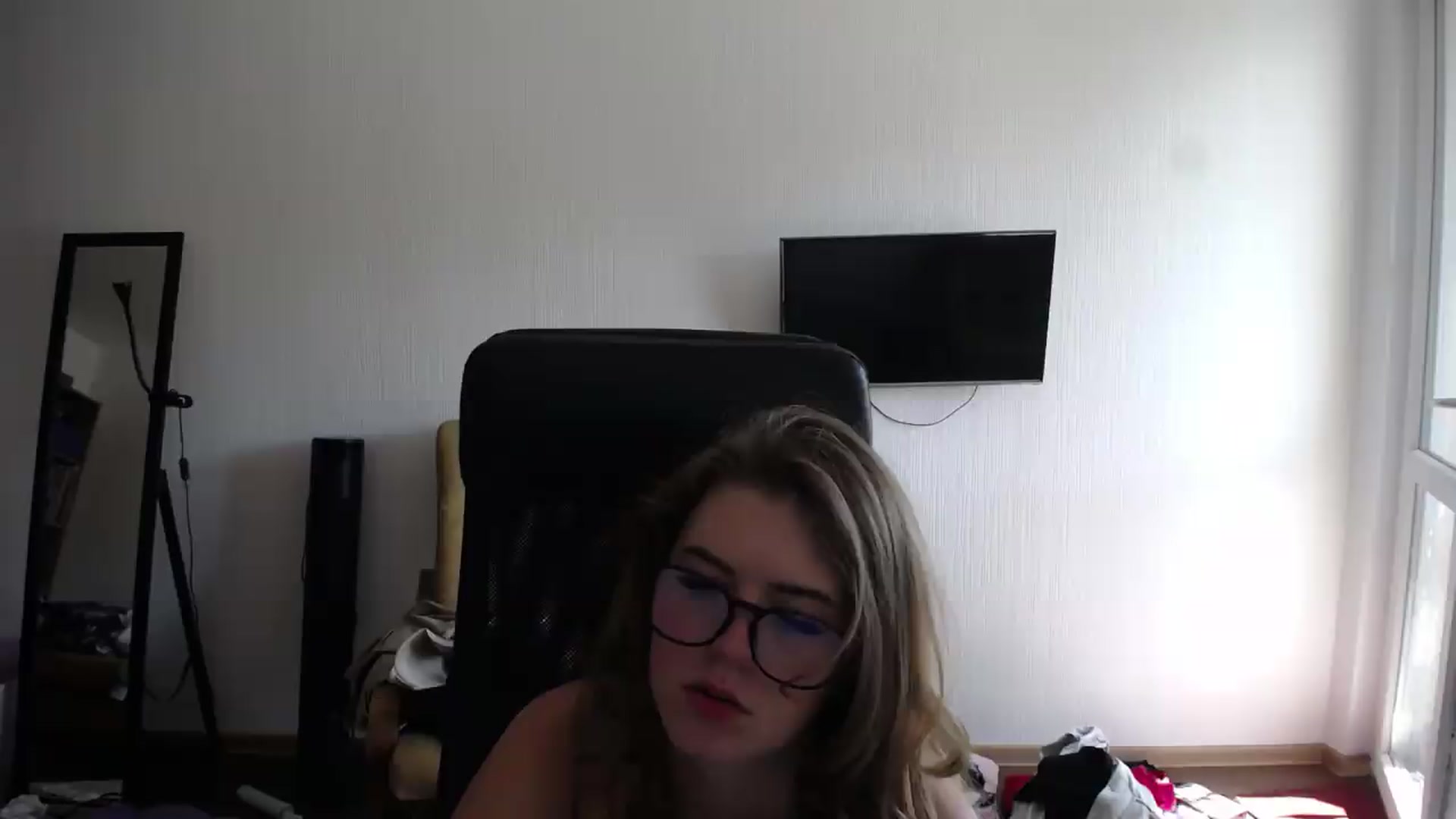 Gallery image thumbnail from Iness_lex's myfreecams stream on, 09/08/2026, 10:34 image 14 of 20