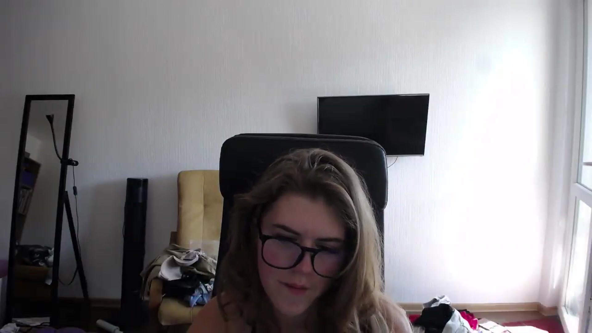 Gallery image thumbnail from Iness_lex's myfreecams stream on, 09/08/2026, 10:34 image 4 of 20