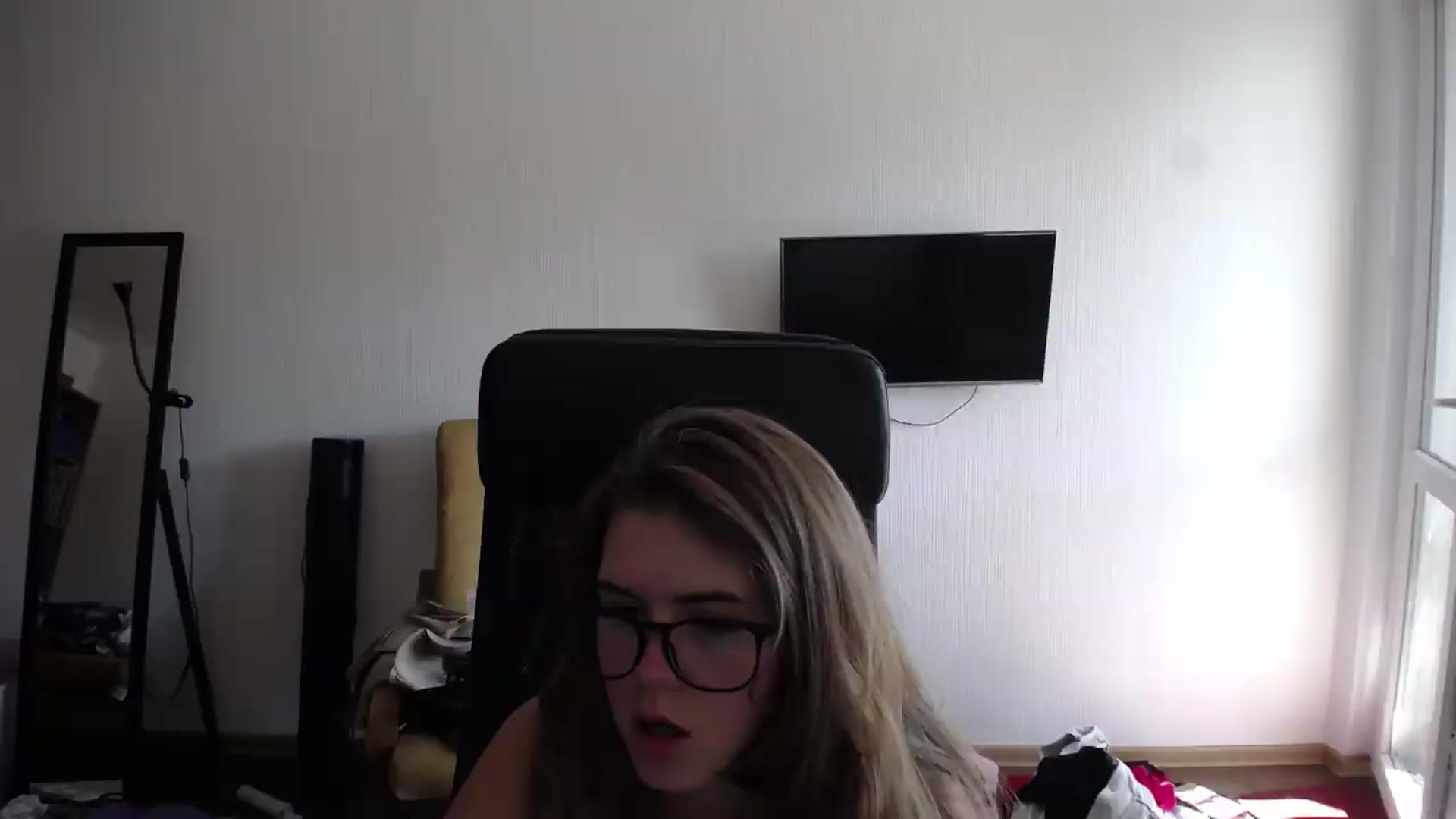 Gallery image thumbnail from Iness_lex's myfreecams stream on, 09/08/2026, 10:34 image 10 of 20
