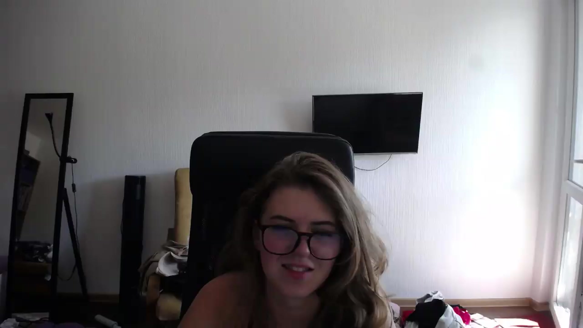 Gallery image thumbnail from Iness_lex's myfreecams stream on, 09/08/2026, 10:34 image 17 of 20