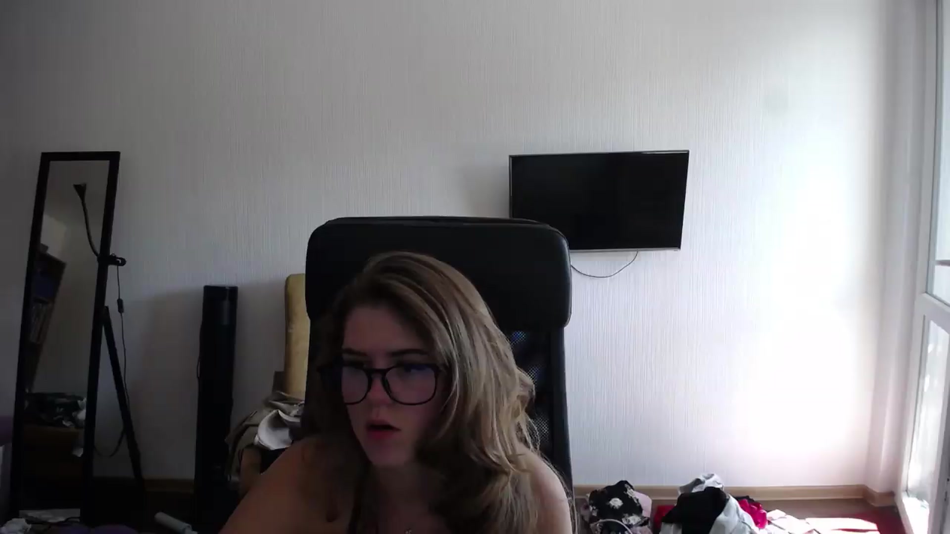 Gallery image thumbnail from Iness_lex's myfreecams stream on, 09/08/2026, 10:34 image 19 of 20