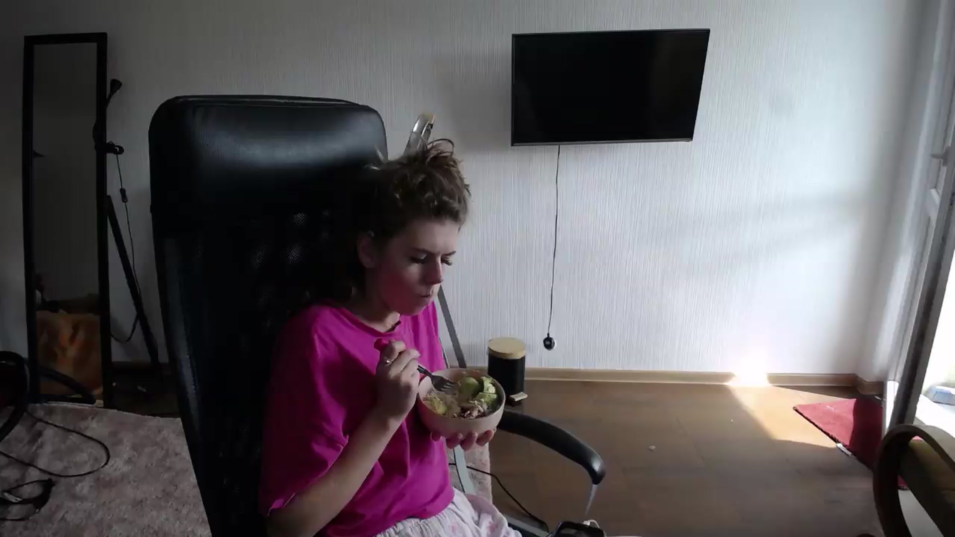 Gallery image thumbnail from Iness_lex's myfreecams stream on, 09/10/2026, 11:35 image 9 of 20