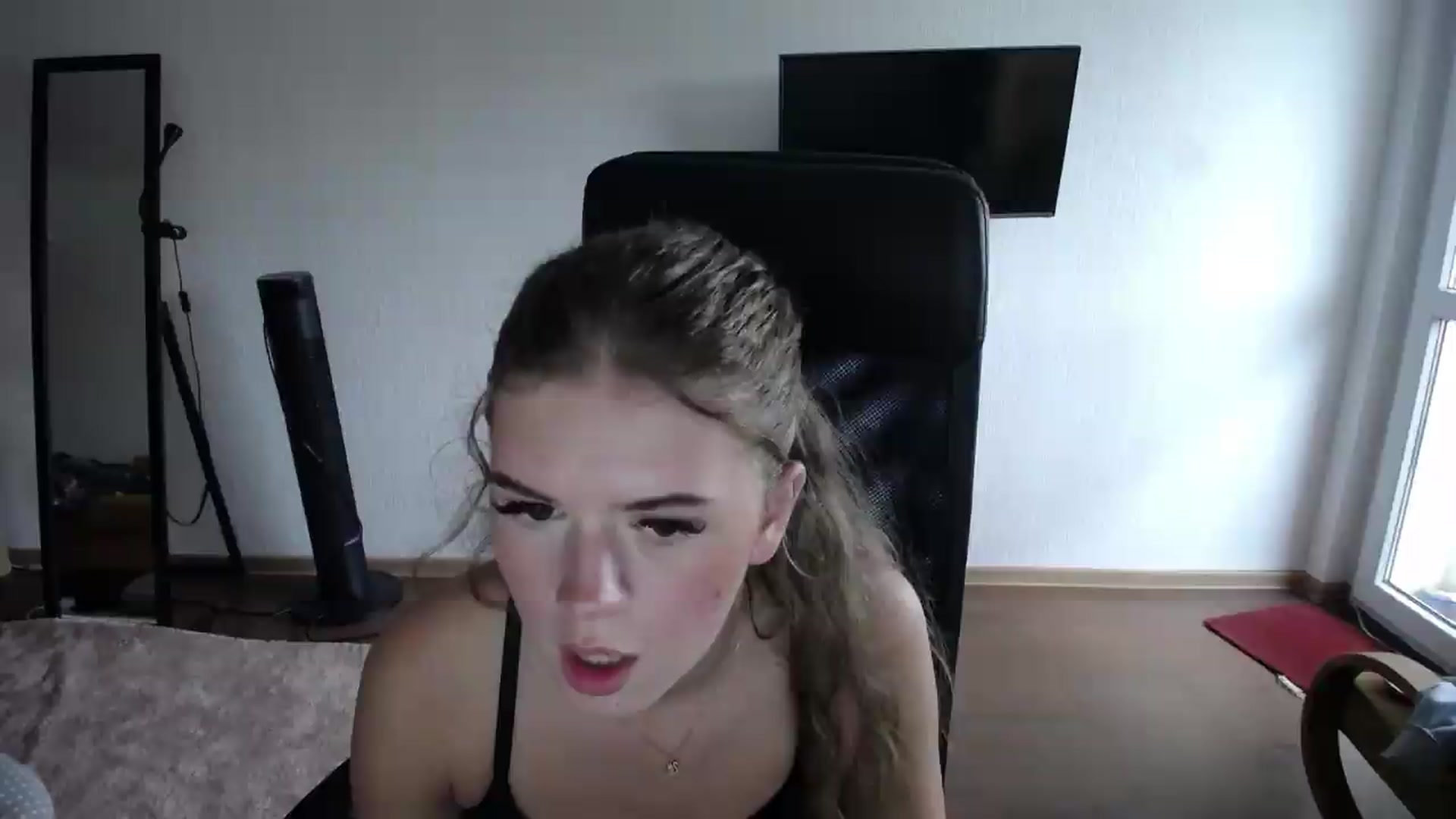 Gallery image thumbnail from Iness_lex's myfreecams stream on, 09/11/2026, 09:57 image 2 of 20