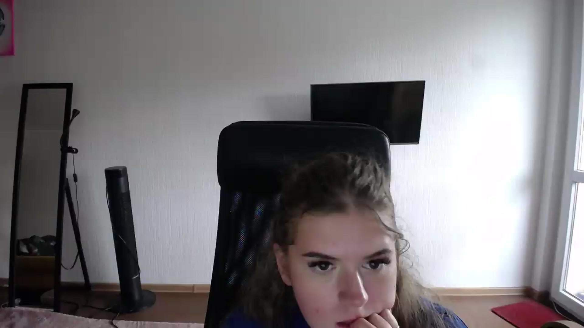 Gallery image thumbnail from Iness_lex's myfreecams stream on, 09/11/2026, 12:21 image 1 of 20